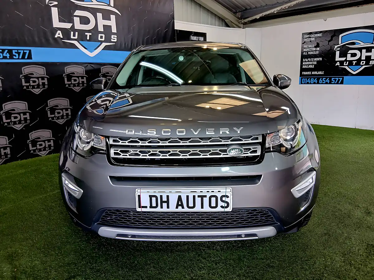 Used 2018 Land Rover Discovery Sport Hse Luxury Grey - Interior and Exterior details 8