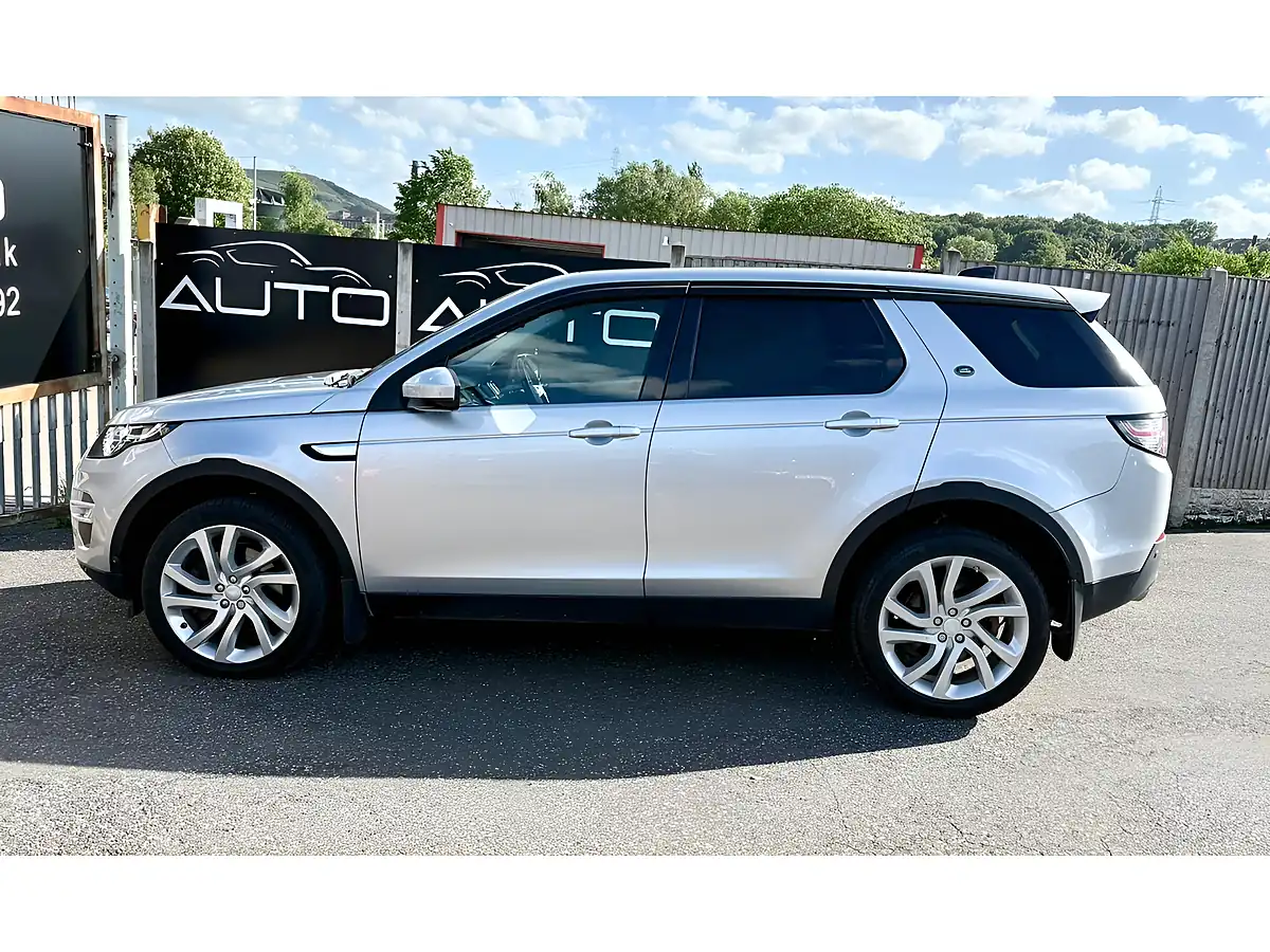 Used 2018 Land Rover Discovery Sport Hse Luxury Silver - Interior and Exterior details 18