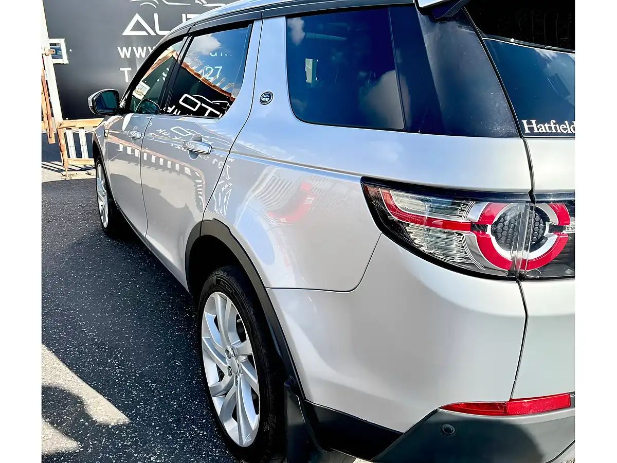 Used 2018 Land Rover Discovery Sport Hse Luxury Silver - Interior and Exterior details 20