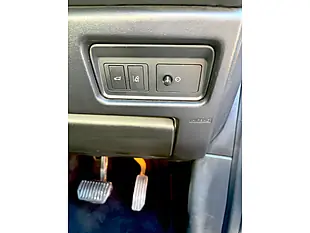 Used 2018 Land Rover Discovery Sport Hse Luxury Silver - Interior and Exterior details 9