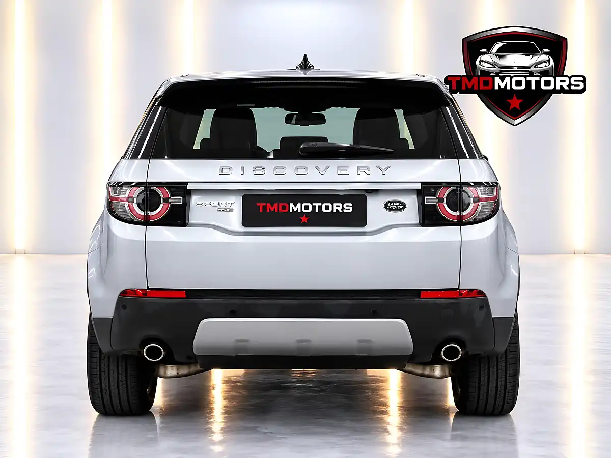 Used 2018 Land Rover Discovery Sport Hse Luxury Silver - Interior and Exterior details 4