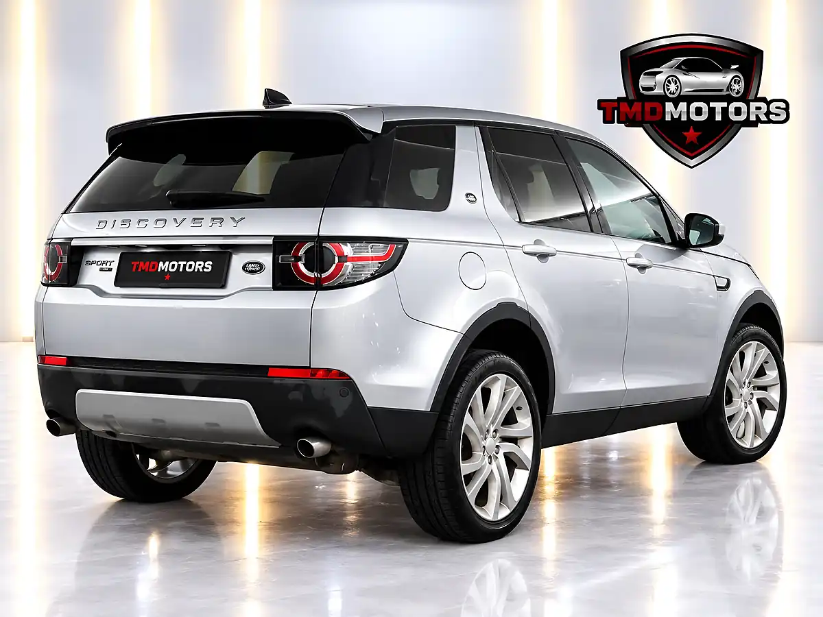 Used 2018 Land Rover Discovery Sport Hse Luxury Silver - Interior and Exterior details 9