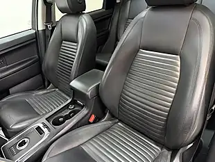 Used 2018 Land Rover Discovery Sport Hse Luxury Silver - Interior and Exterior details 16