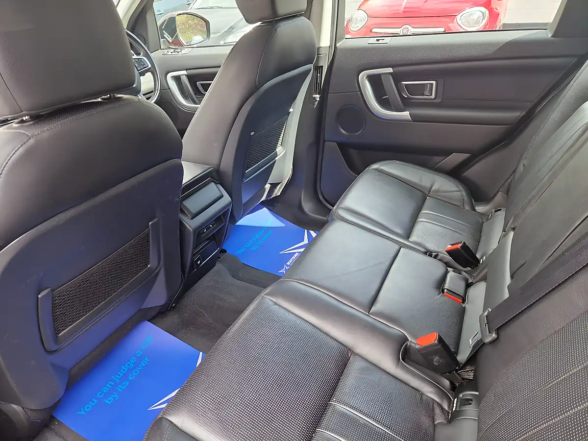 Used 2018 Land Rover Discovery Sport Hse Red - Interior and Exterior details 11