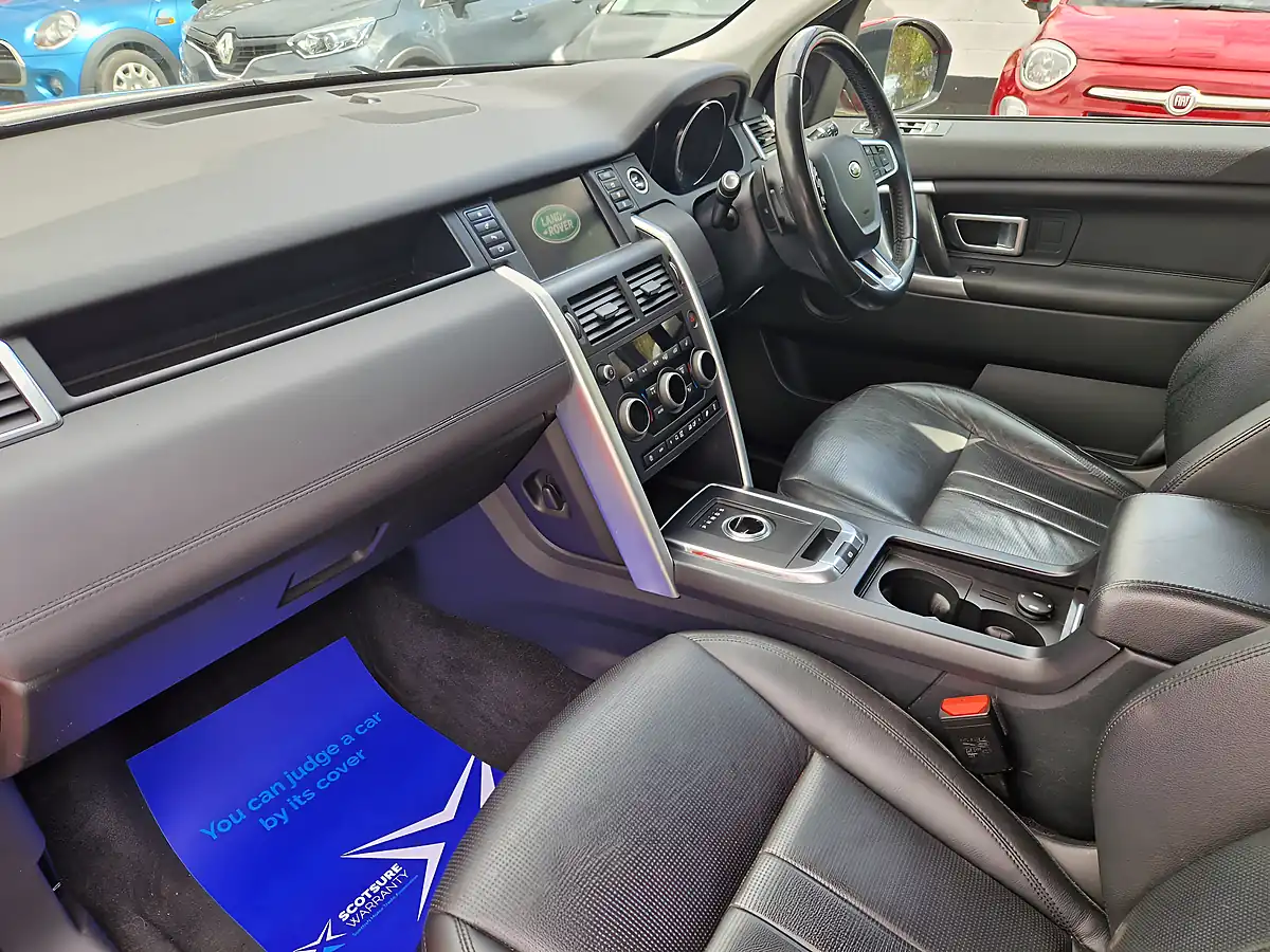 Used 2018 Land Rover Discovery Sport Hse Red - Interior and Exterior details 12