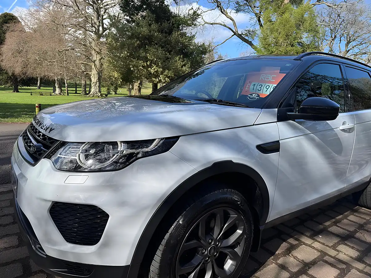 Used 2018 Land Rover Discovery Sport Landmark Auto 4WD White - Interior and Exterior details 15