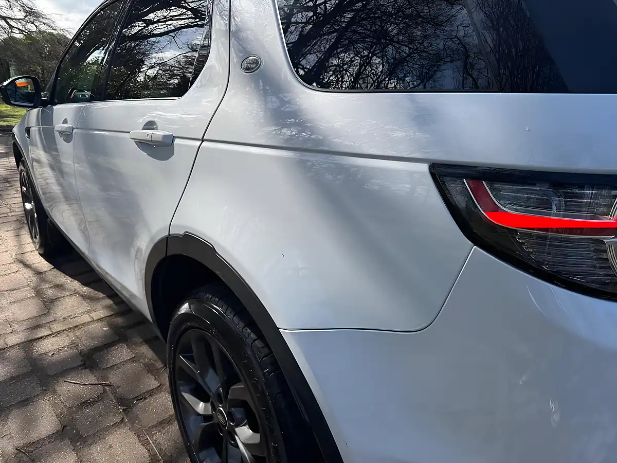 Used 2018 Land Rover Discovery Sport Landmark Auto 4WD White - Interior and Exterior details 18