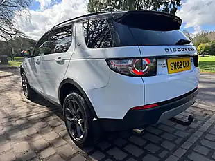 Used 2018 Land Rover Discovery Sport Landmark Auto 4WD White - Interior and Exterior details 9