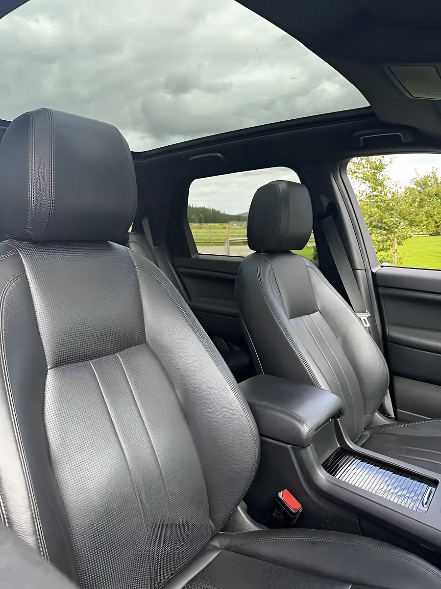 Used 2018 Land Rover Discovery Sport Landmark Black - Interior and Exterior details 11