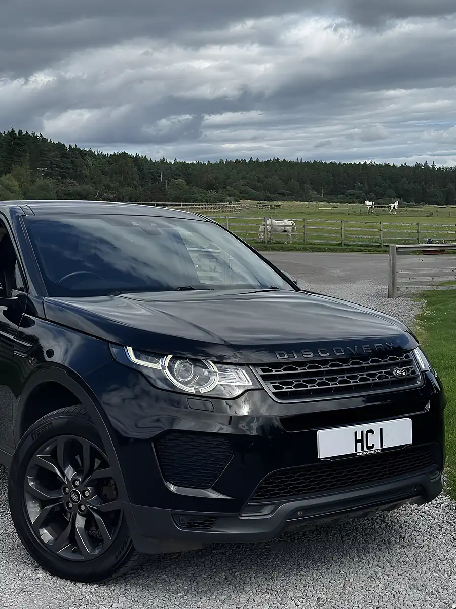 Used 2018 Land Rover Discovery Sport Landmark Black - Interior and Exterior details 3