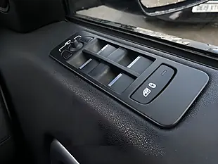 Used 2018 Land Rover Discovery Sport Landmark Black - Interior and Exterior details 11