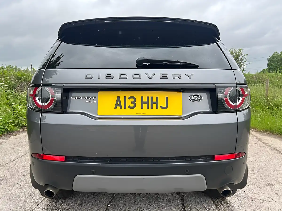 Used 2018 Land Rover Discovery Sport Landmark Grey - Interior and Exterior details 10