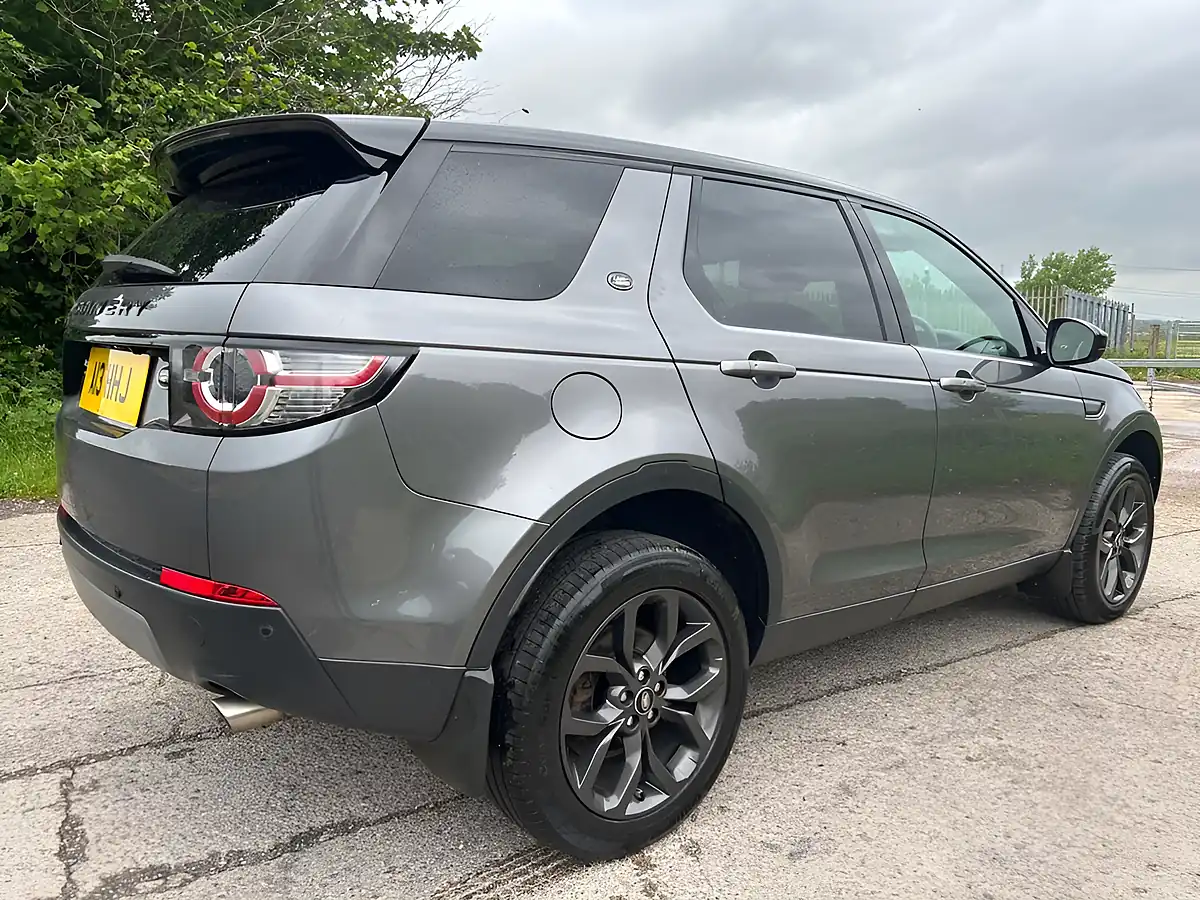Used 2018 Land Rover Discovery Sport Landmark Grey - Interior and Exterior details 11