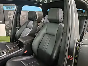 Used 2018 Land Rover Discovery Sport Landmark Grey - Interior and Exterior details 9
