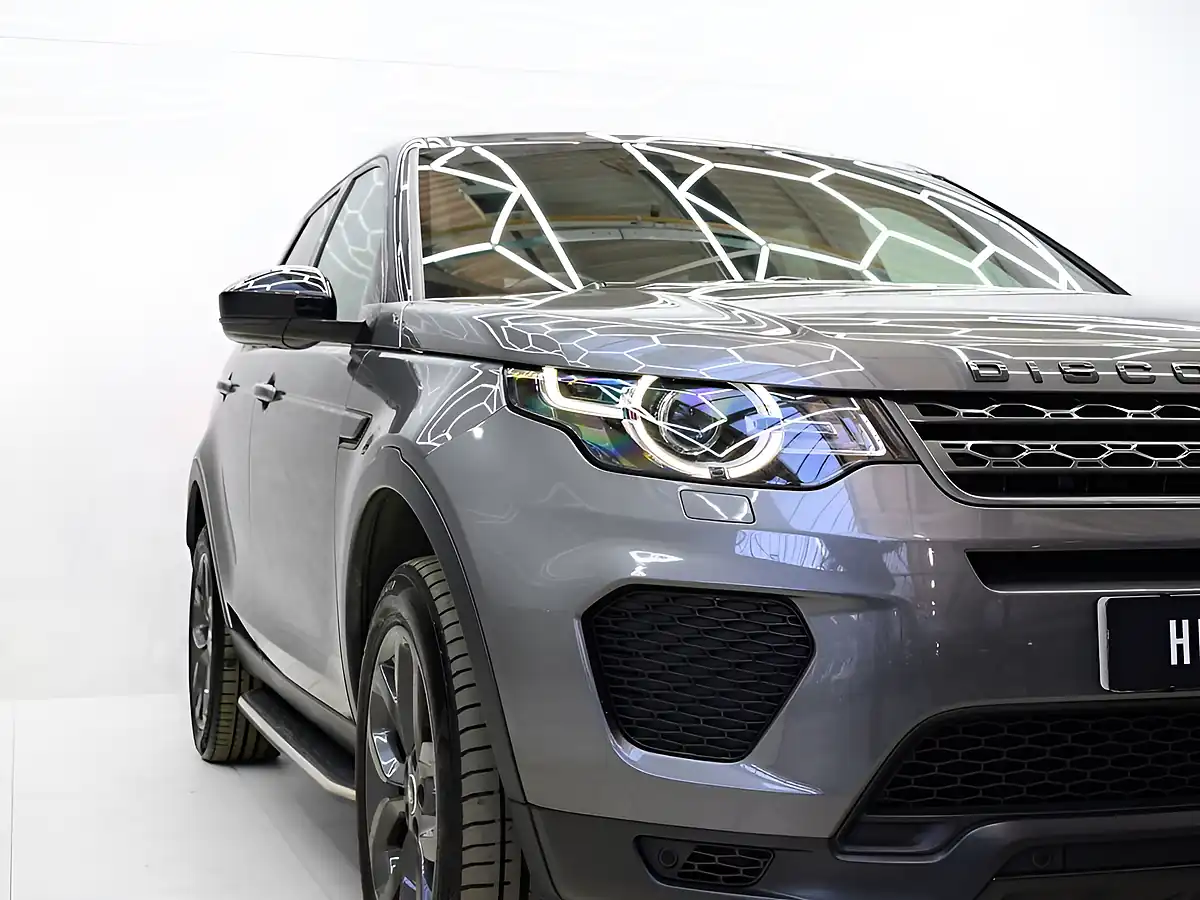 Used 2018 Land Rover Discovery Sport Landmark Grey - Interior and Exterior details 2