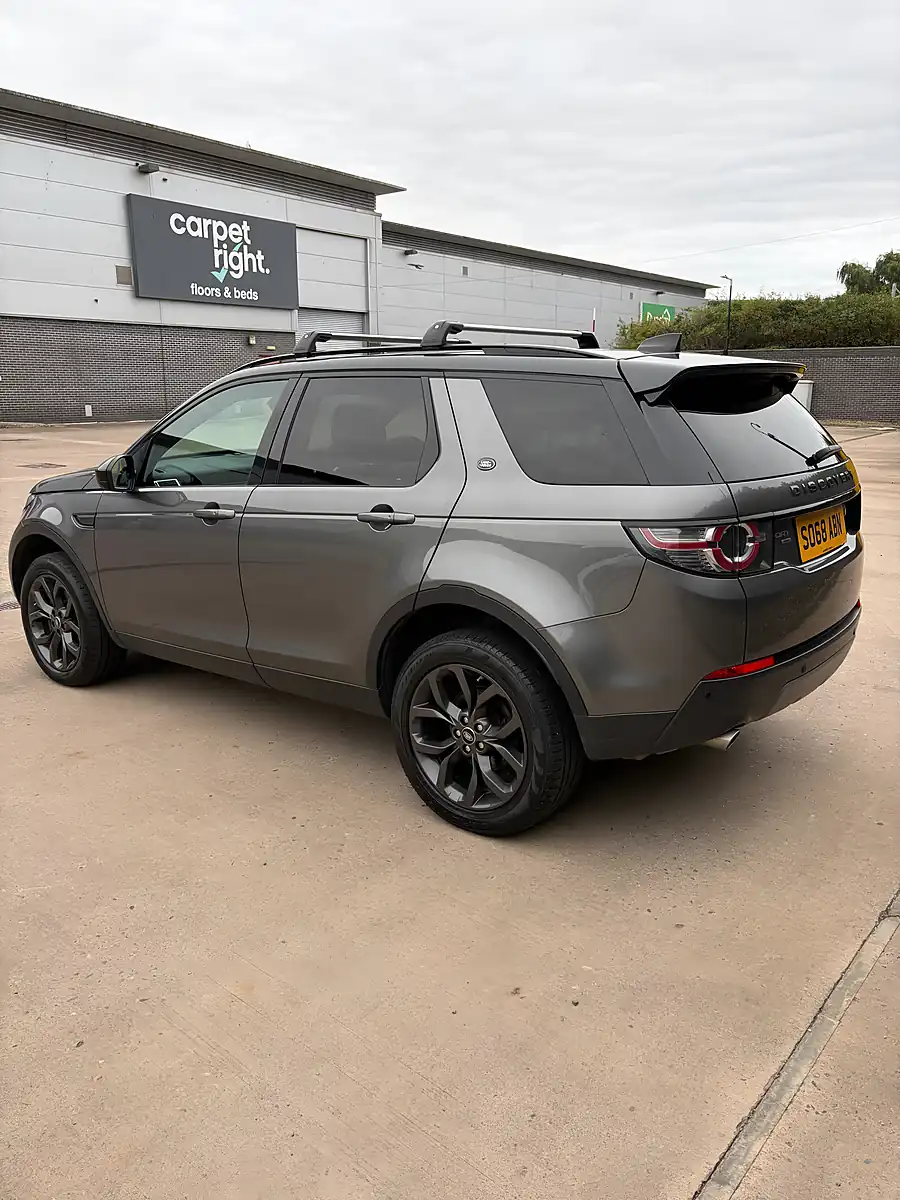 Used 2018 Land Rover Discovery Sport Landmark Grey - Interior and Exterior details 3