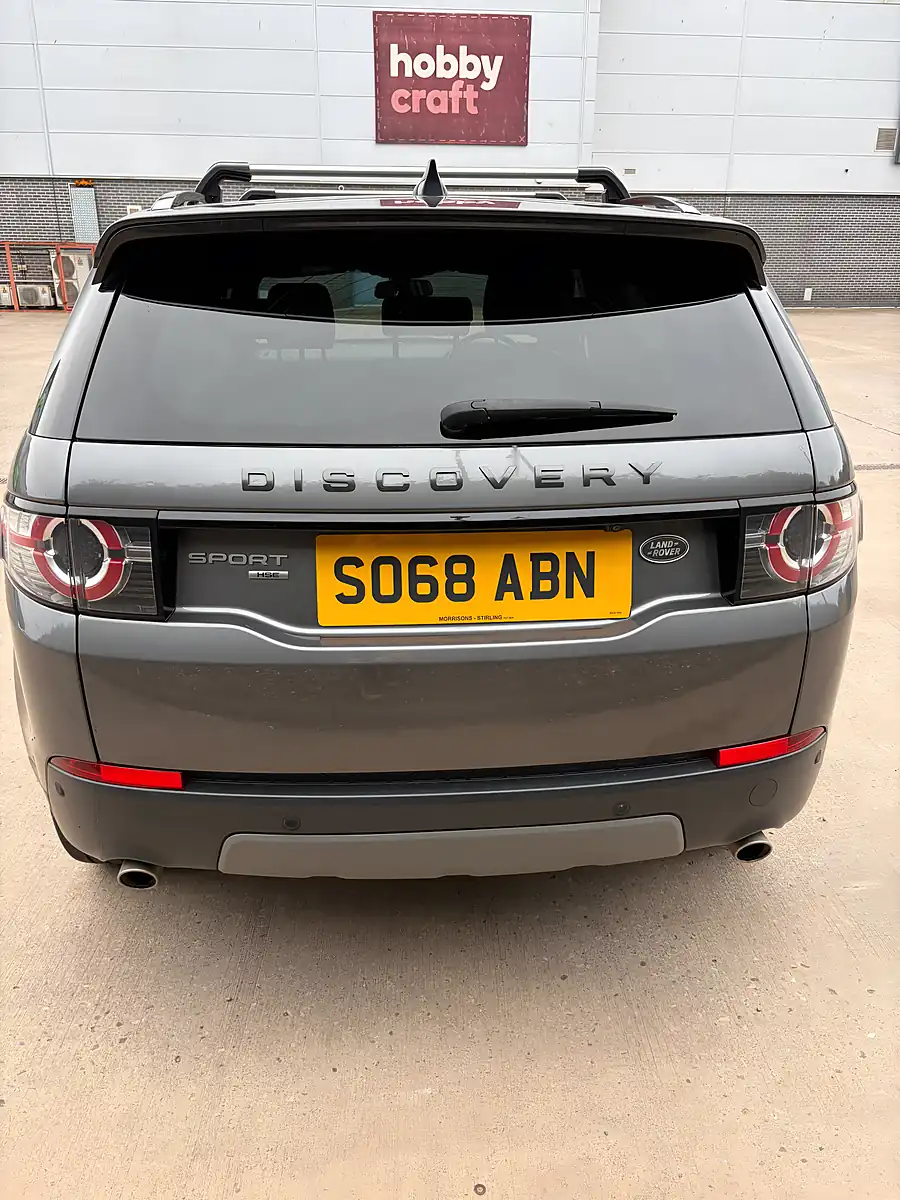 Used 2018 Land Rover Discovery Sport Landmark Grey - Interior and Exterior details 4