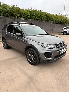 Used 2018 Land Rover Discovery Sport Landmark Grey - Interior and Exterior details 7