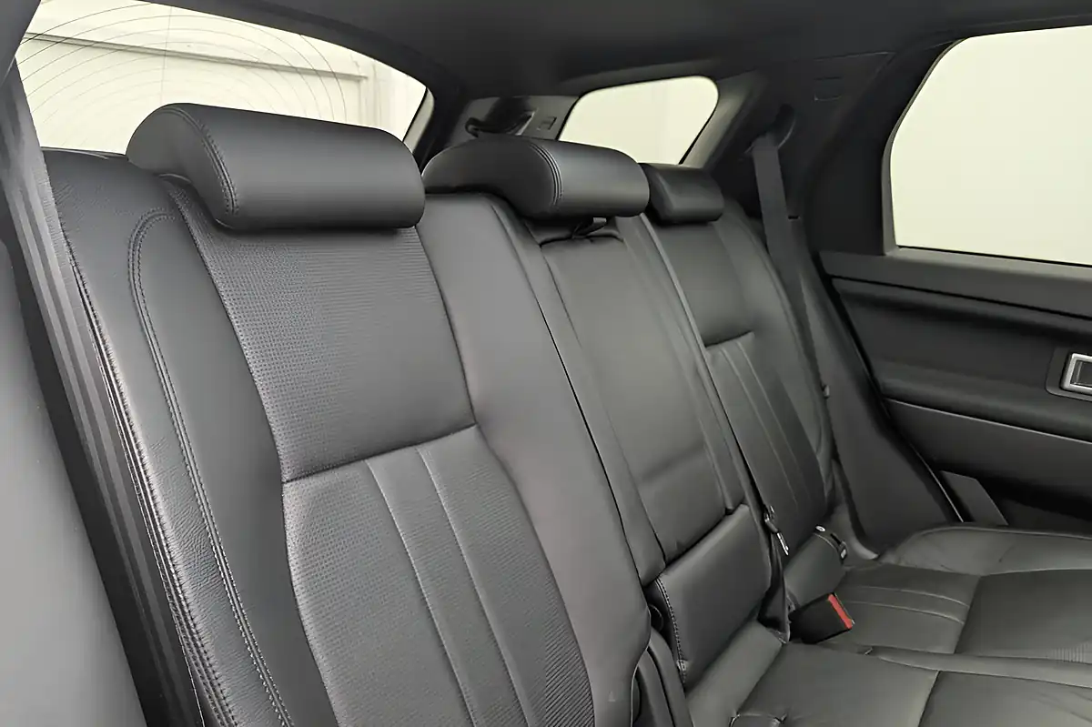 Used 2018 Land Rover Discovery Sport Landmark White - Interior and Exterior details 11