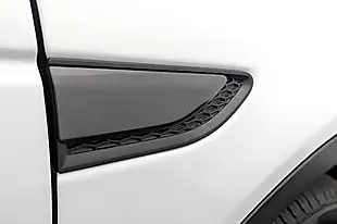 Used 2018 Land Rover Discovery Sport Landmark White - Interior and Exterior details 17