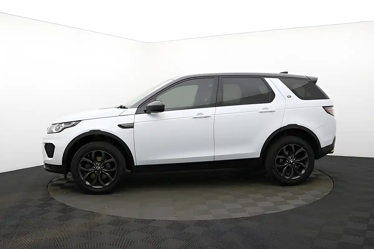 Used 2018 Land Rover Discovery Sport Landmark White - Interior and Exterior details 7