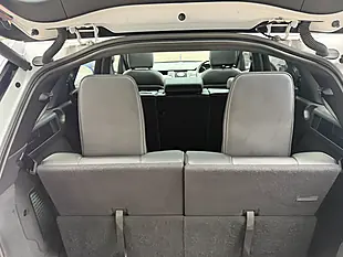 Used 2018 Land Rover Discovery Sport Landmark White - Interior and Exterior details 13