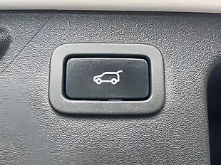 Used 2018 Land Rover Discovery Sport Landmark White - Interior and Exterior details 14