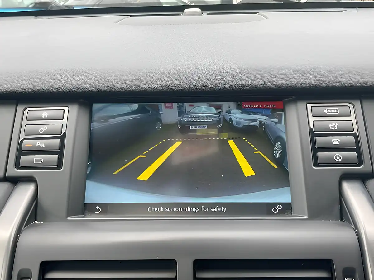 Used 2018 Land Rover Discovery Sport Landmark White - Interior and Exterior details 17