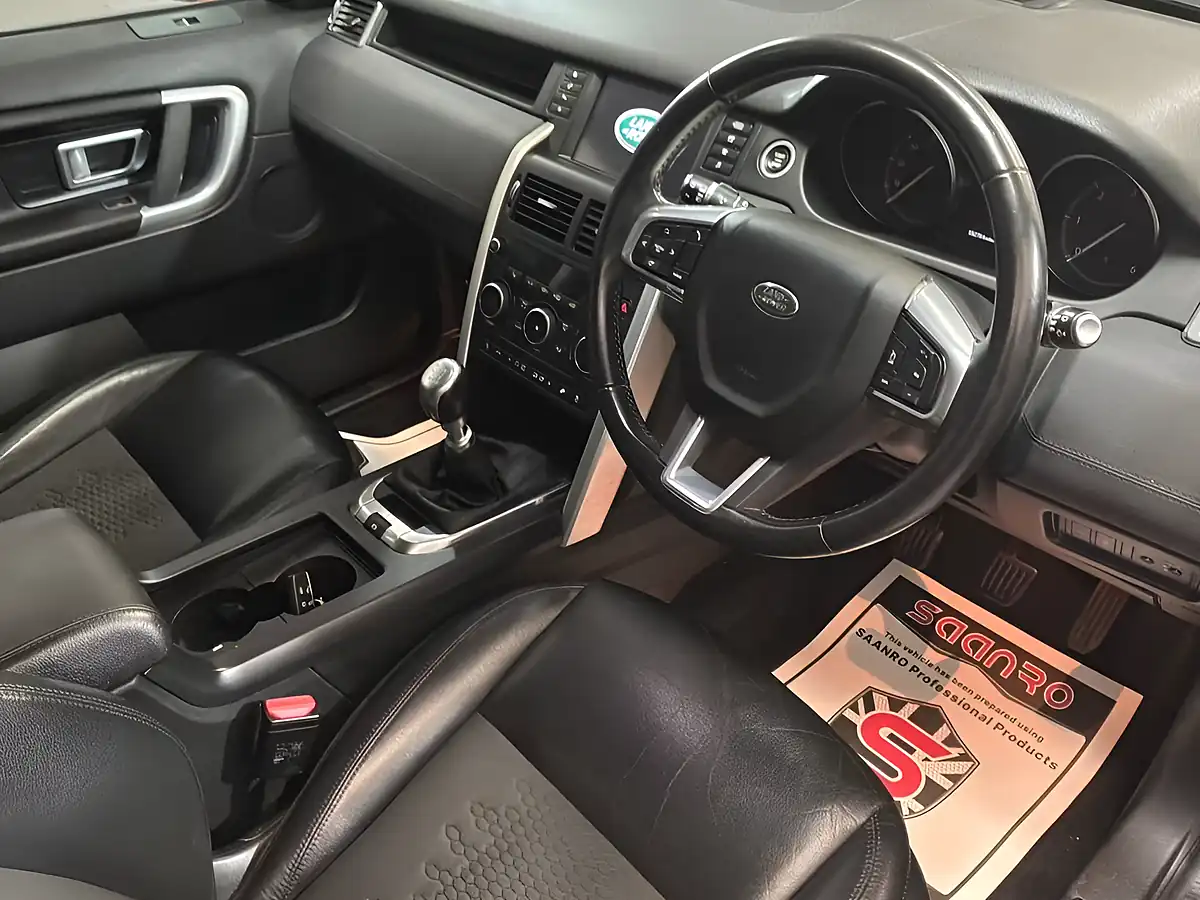 Used 2018 Land Rover Discovery Sport Se Red - Interior and Exterior details 10
