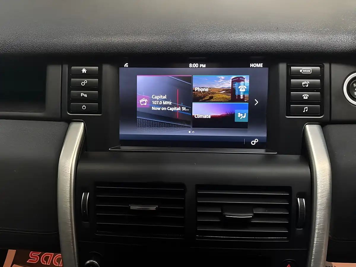 Used 2018 Land Rover Discovery Sport Se Red - Interior and Exterior details 15