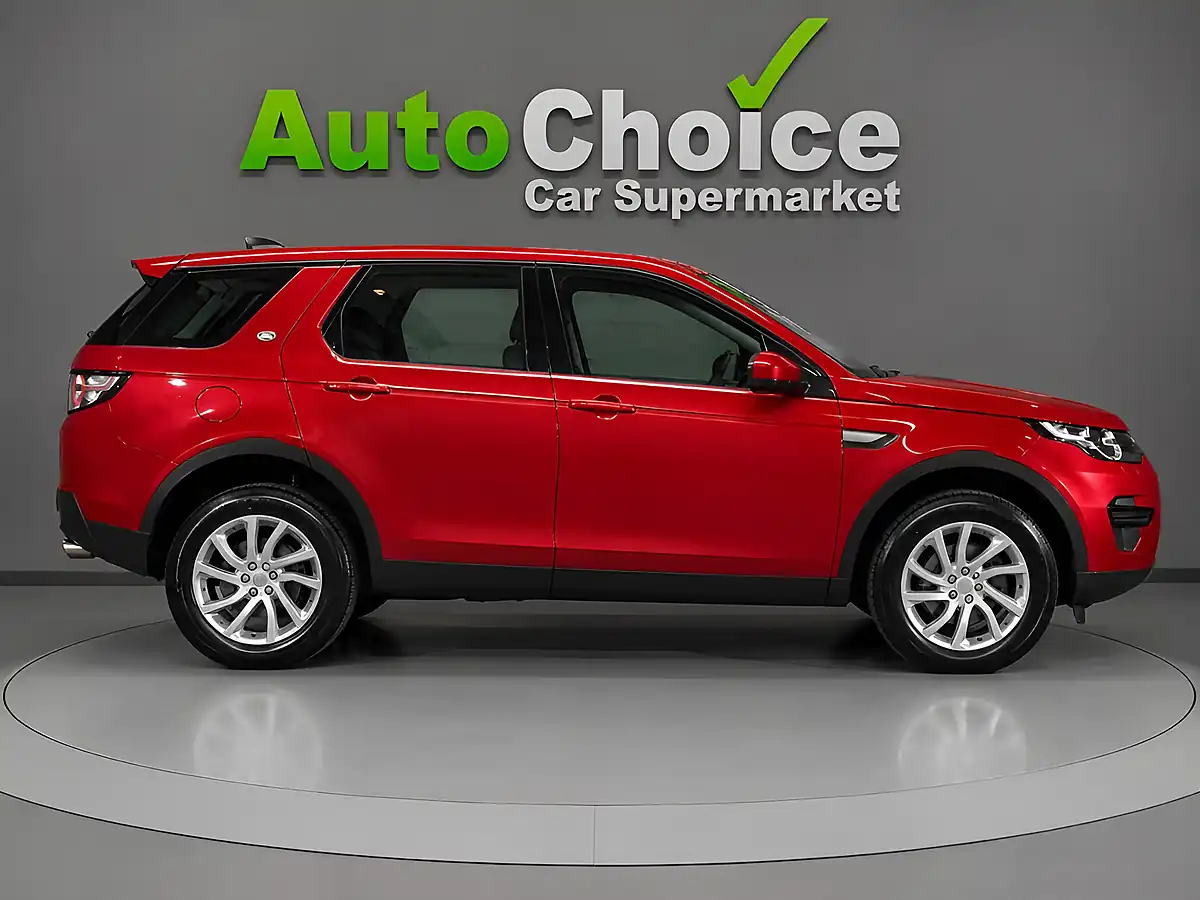 Used 2018 Land Rover Discovery Sport Se Red - Interior and Exterior details 8