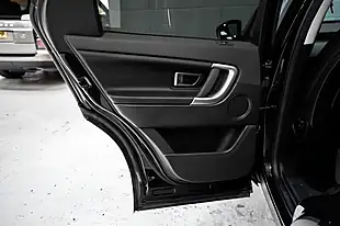 Used 2018 Land Rover Discovery Sport Se Tech Black - Interior and Exterior details 11
