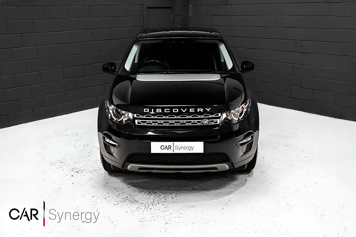Used 2018 Land Rover Discovery Sport Se Tech Black - Interior and Exterior details 5