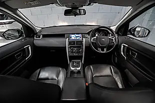 Used 2018 Land Rover Discovery Sport Se Tech Black - Interior and Exterior details 2