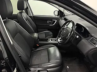 Used 2018 Land Rover Discovery Sport Se Tech Black - Interior and Exterior details 8