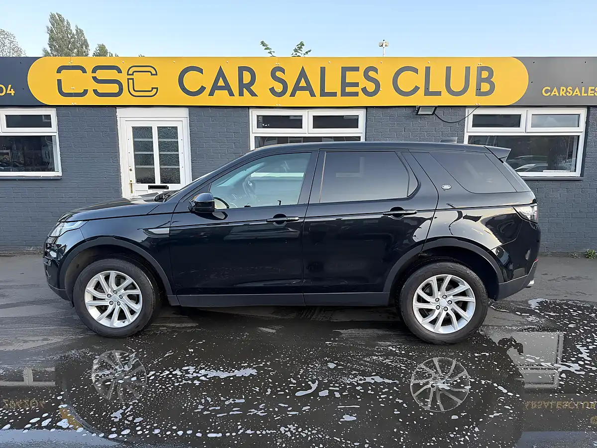 Used 2018 Land Rover Discovery Sport Se Tech Black - Interior and Exterior details 2