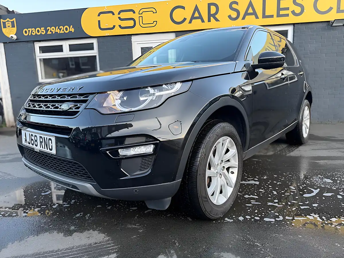 Used 2018 Land Rover Discovery Sport Se Tech Black - Interior and Exterior details 7