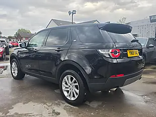Used 2018 Land Rover Discovery Sport Se Tech Black - Interior and Exterior details 5