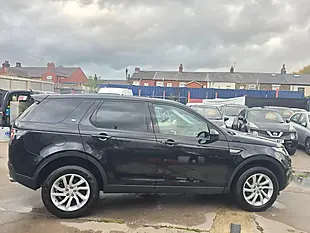 Used 2018 Land Rover Discovery Sport Se Tech Black - Interior and Exterior details 8