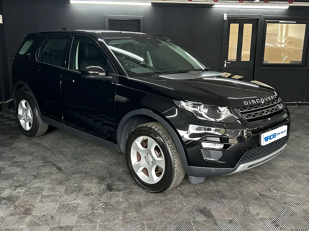 Used 2018 Land Rover Discovery Sport Se Tech Edition Black - Interior and Exterior details 10