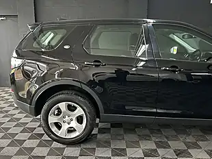 Used 2018 Land Rover Discovery Sport Se Tech Edition Black - Interior and Exterior details 15
