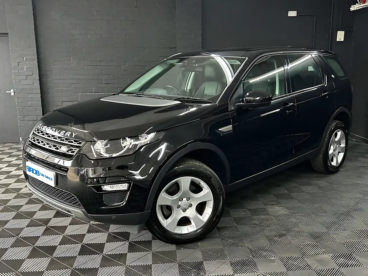 Used 2018 Land Rover Discovery Sport Se Tech Edition Black - Interior and Exterior details 3