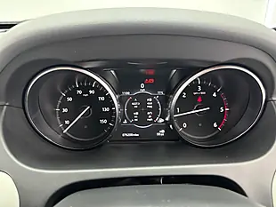 Used 2018 Land Rover Discovery Sport Se Tech Fuji White - Interior and Exterior details 11