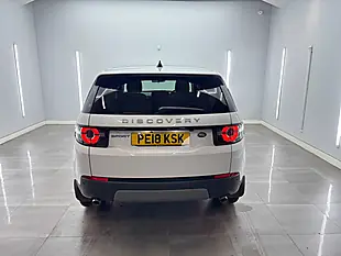 Used 2018 Land Rover Discovery Sport Se Tech Fuji White - Interior and Exterior details 7