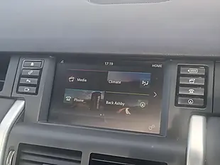 Used 2018 Land Rover Discovery Sport Se Tech Grey - Interior and Exterior details 10