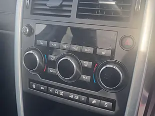 Used 2018 Land Rover Discovery Sport Se Tech Grey - Interior and Exterior details 17