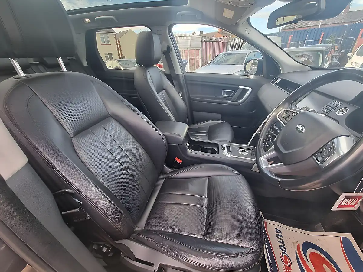 Used 2018 Land Rover Discovery Sport Se Tech Grey - Interior and Exterior details 5