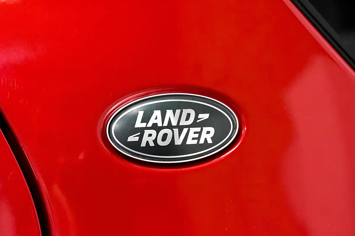 Used 2018 Land Rover Discovery Sport Se Tech Red - Interior and Exterior details 17