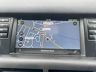 Used 2018 Land Rover Discovery Sport Se Tech White - Interior and Exterior details 17