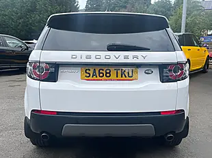 Used 2018 Land Rover Discovery Sport Se Tech White - Interior and Exterior details 9